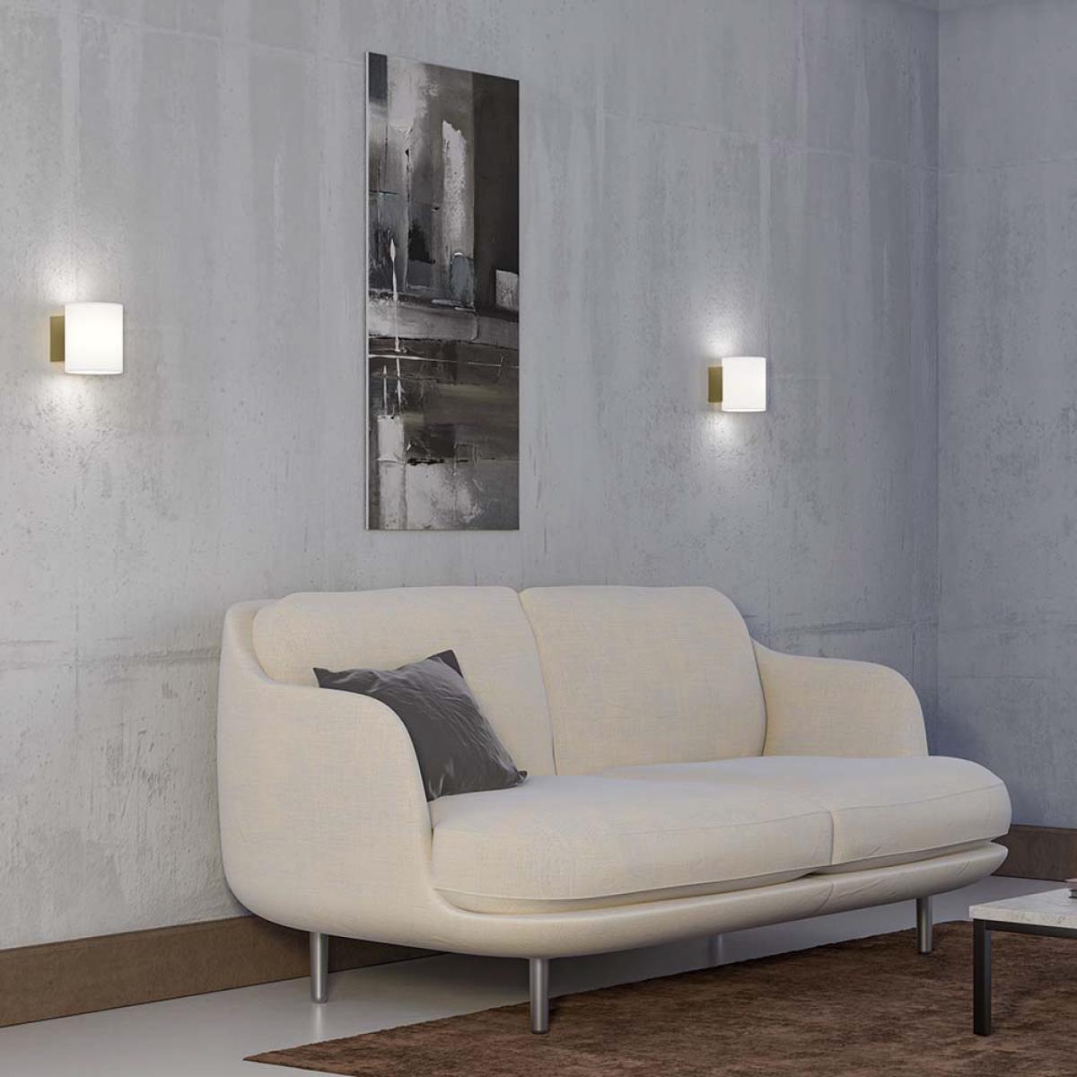 Herstal Evoke wall lamp small Satin brass-white glass – image 3