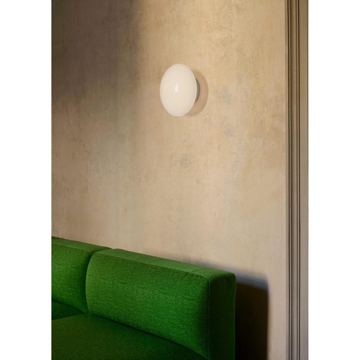 &Tradition Mist AP22 ceiling/wall lamp Ø25 cm White-opal glass – image 8