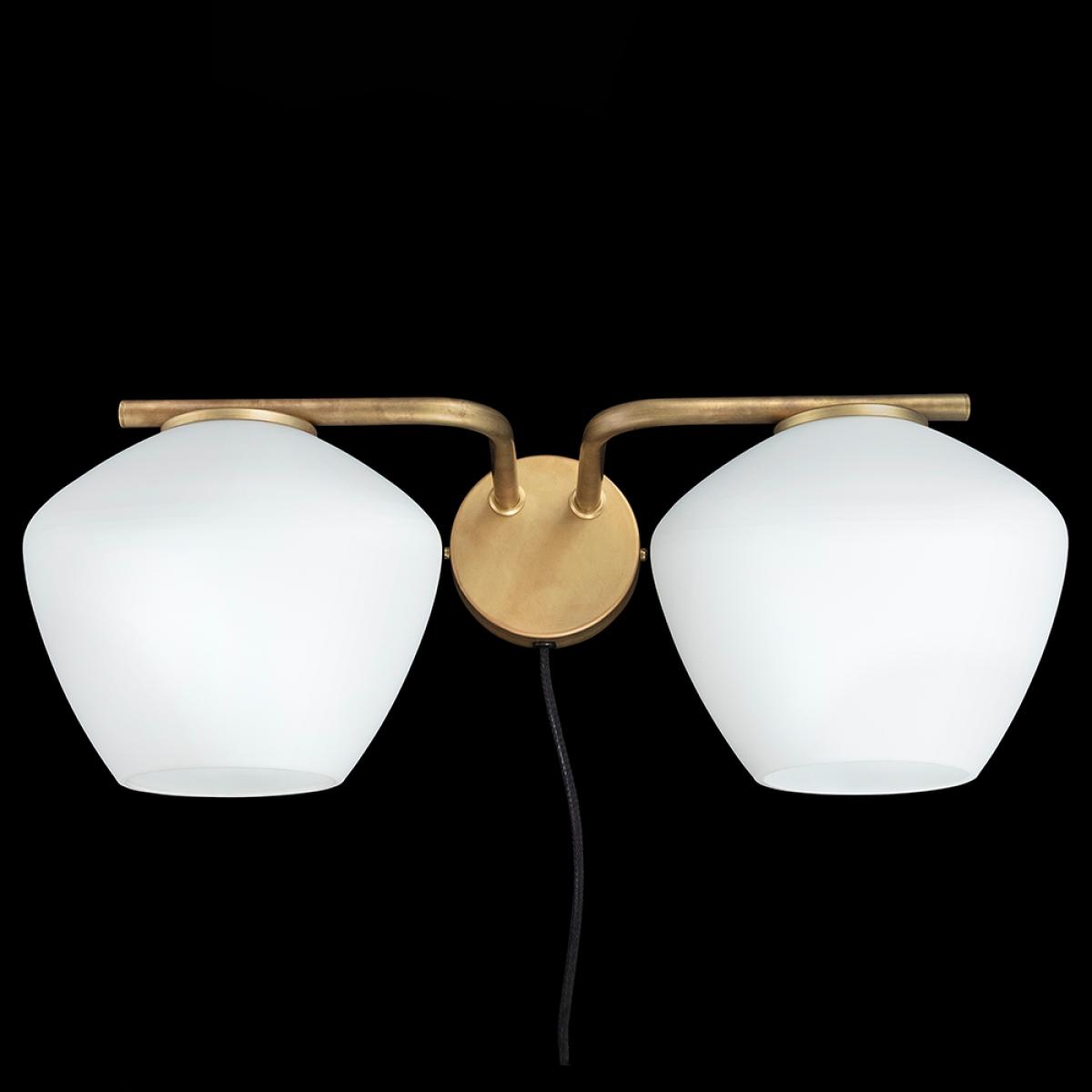 Konsthantverk DK 2-Low wall lamp Raw brass/ white – image 2