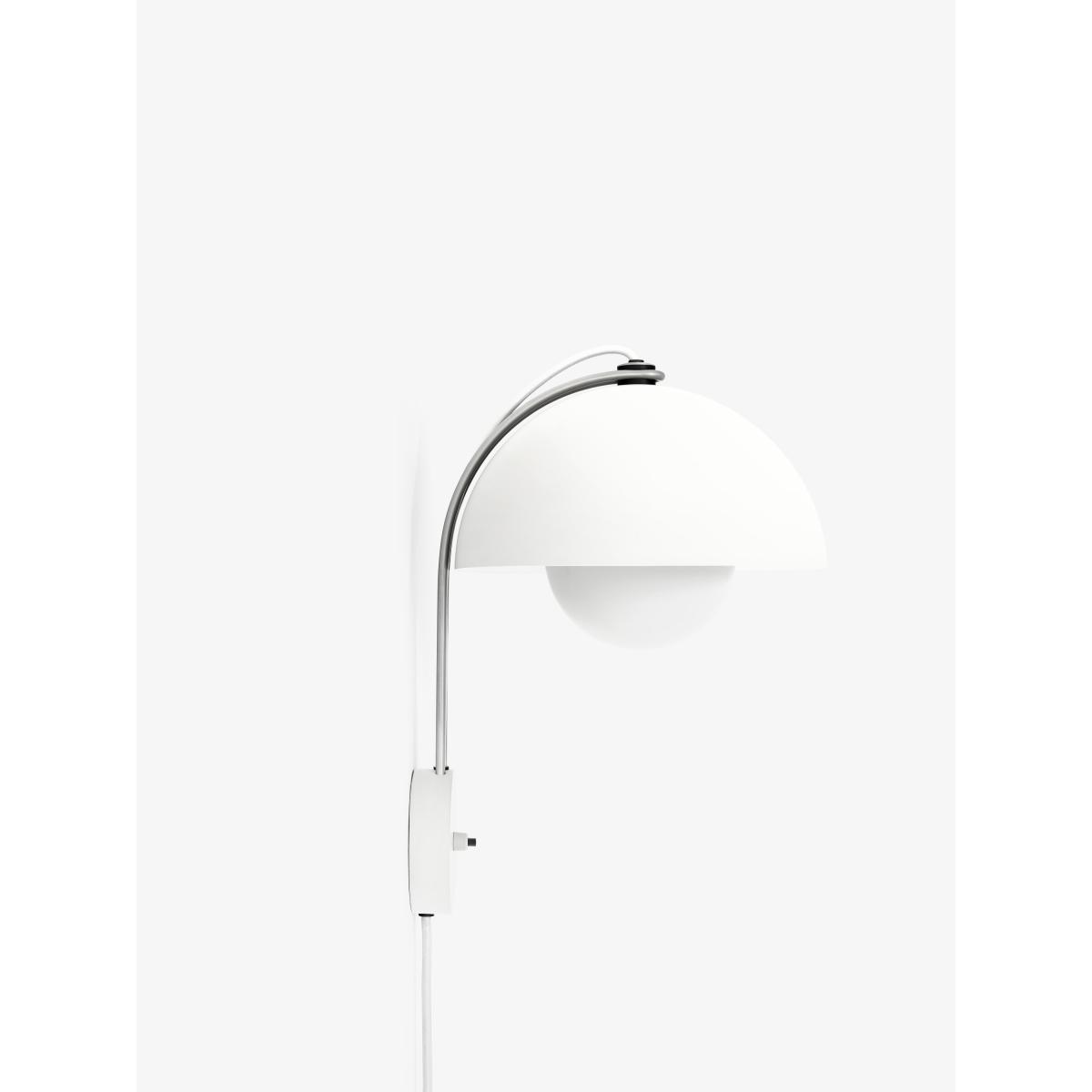 &Tradition Flowerpot wall lamp VP8 Matte white – image 3