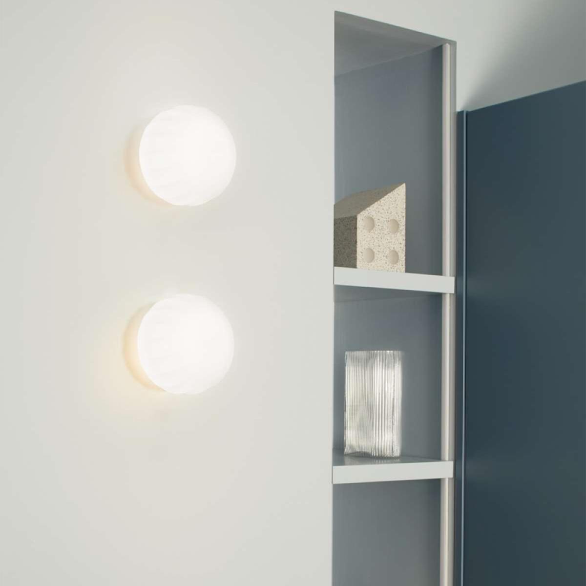Luceplan Lita wall lamp Ø30cm – image 2