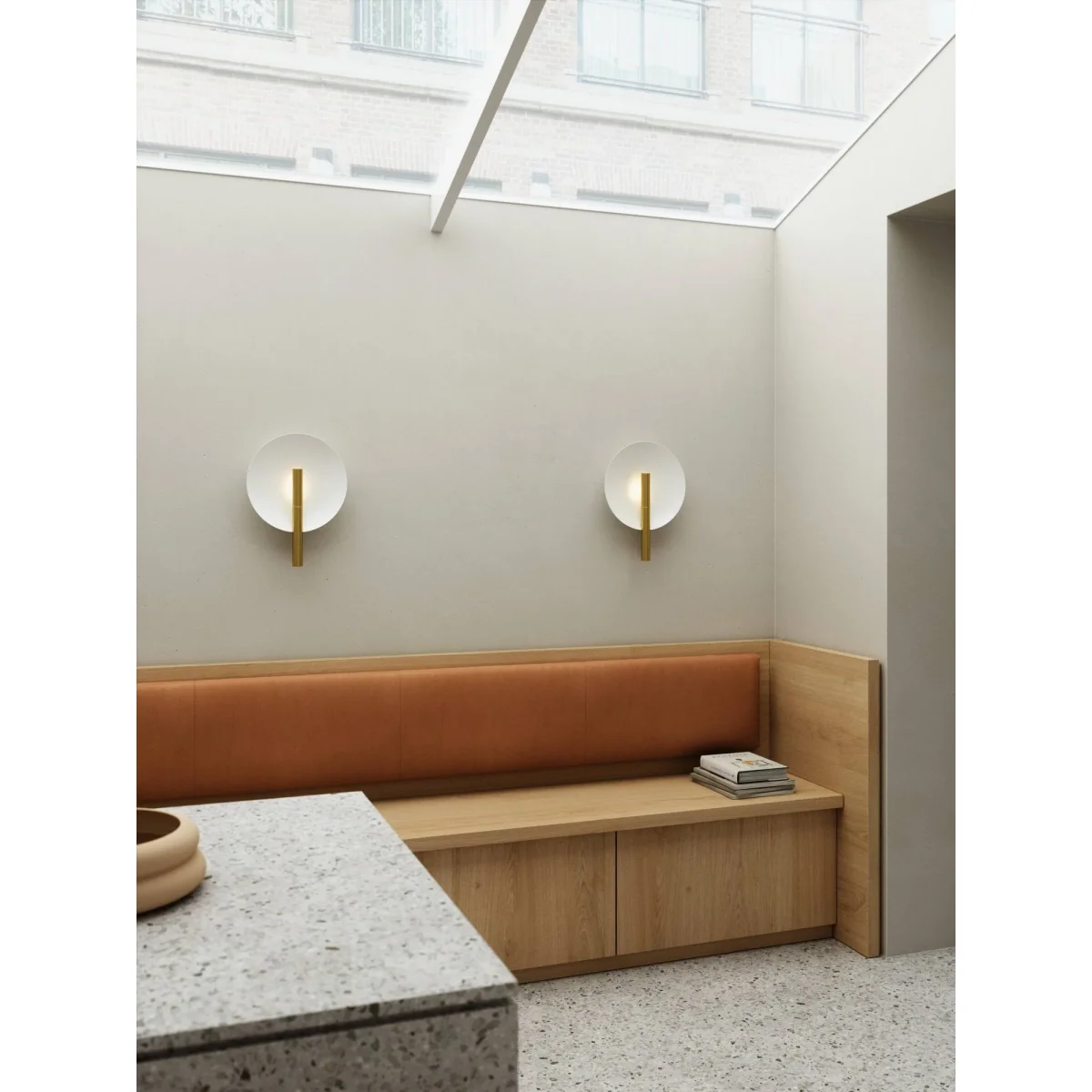 Design For The People Furiko wall lamp Brushed brass – image 3