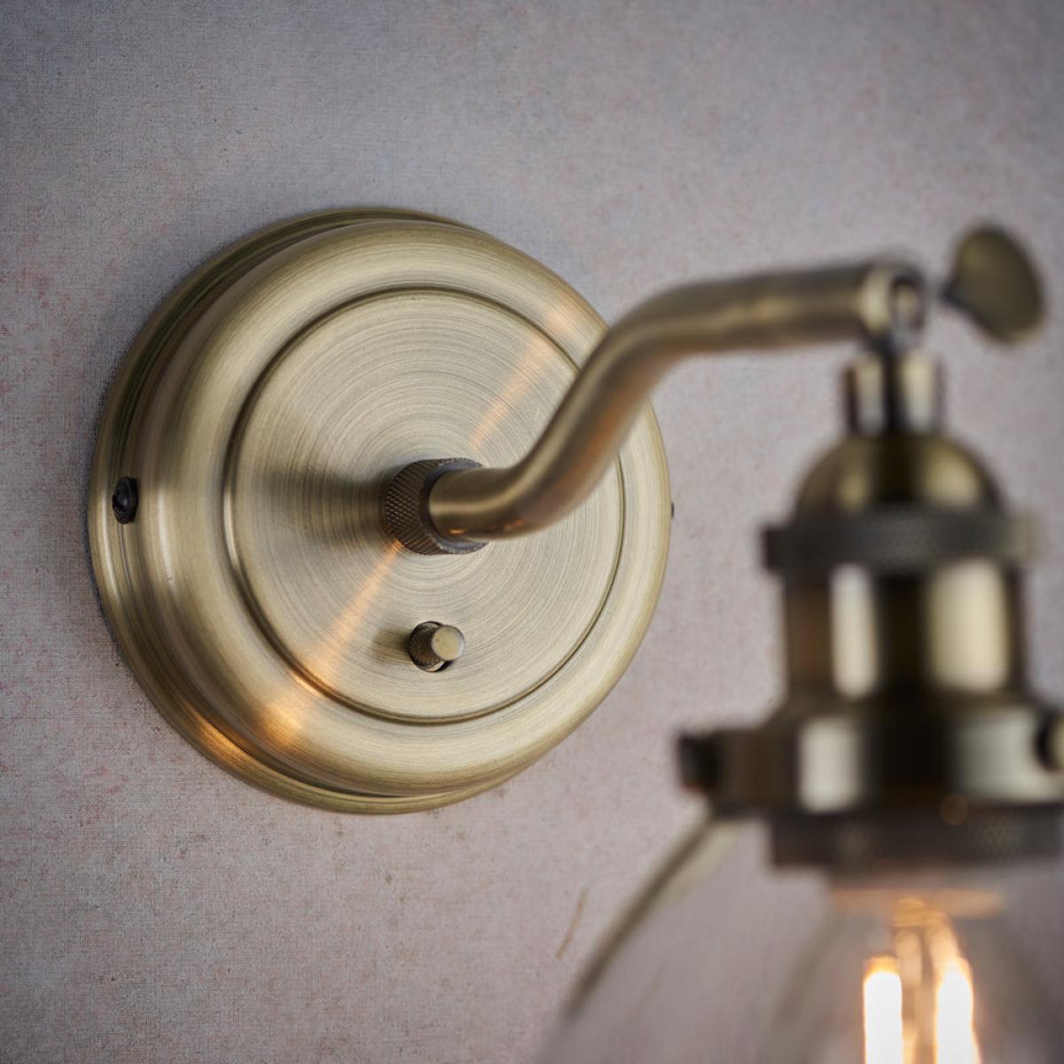 Gallery Interiors Hansen Wall Light in Antique Brass – image 5
