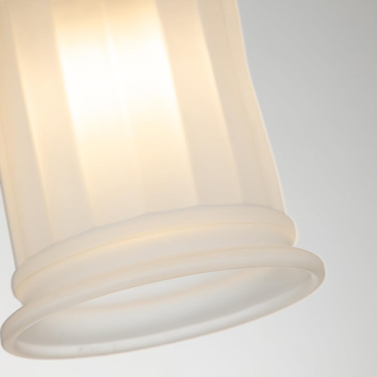 Quoizel Swell 1 Light Wall Light in Brass – image 3