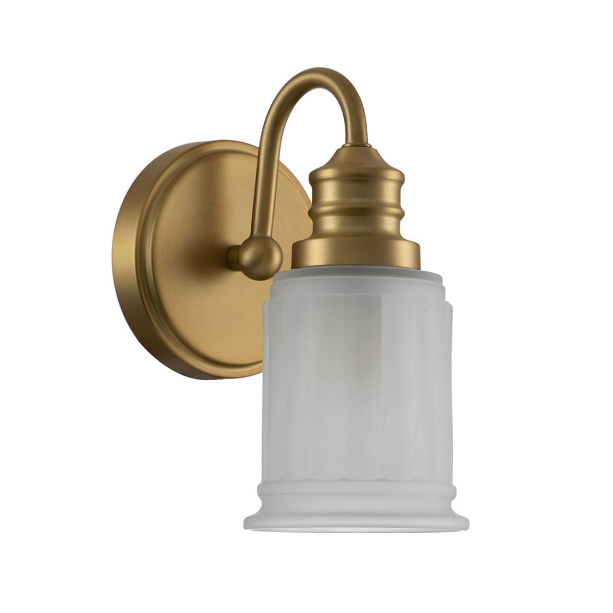 Quoizel Swell 1 Light Wall Light in Brass – image 5
