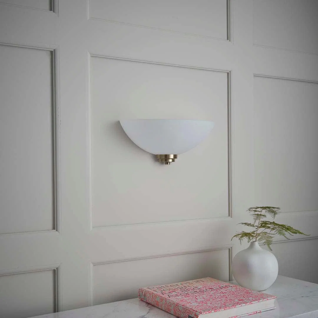 Welles Wall Light Antique Brass – image 3