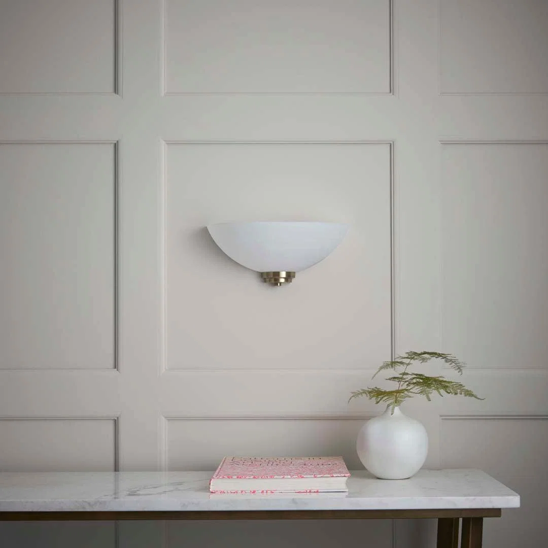 Welles Wall Light Antique Brass – image 4