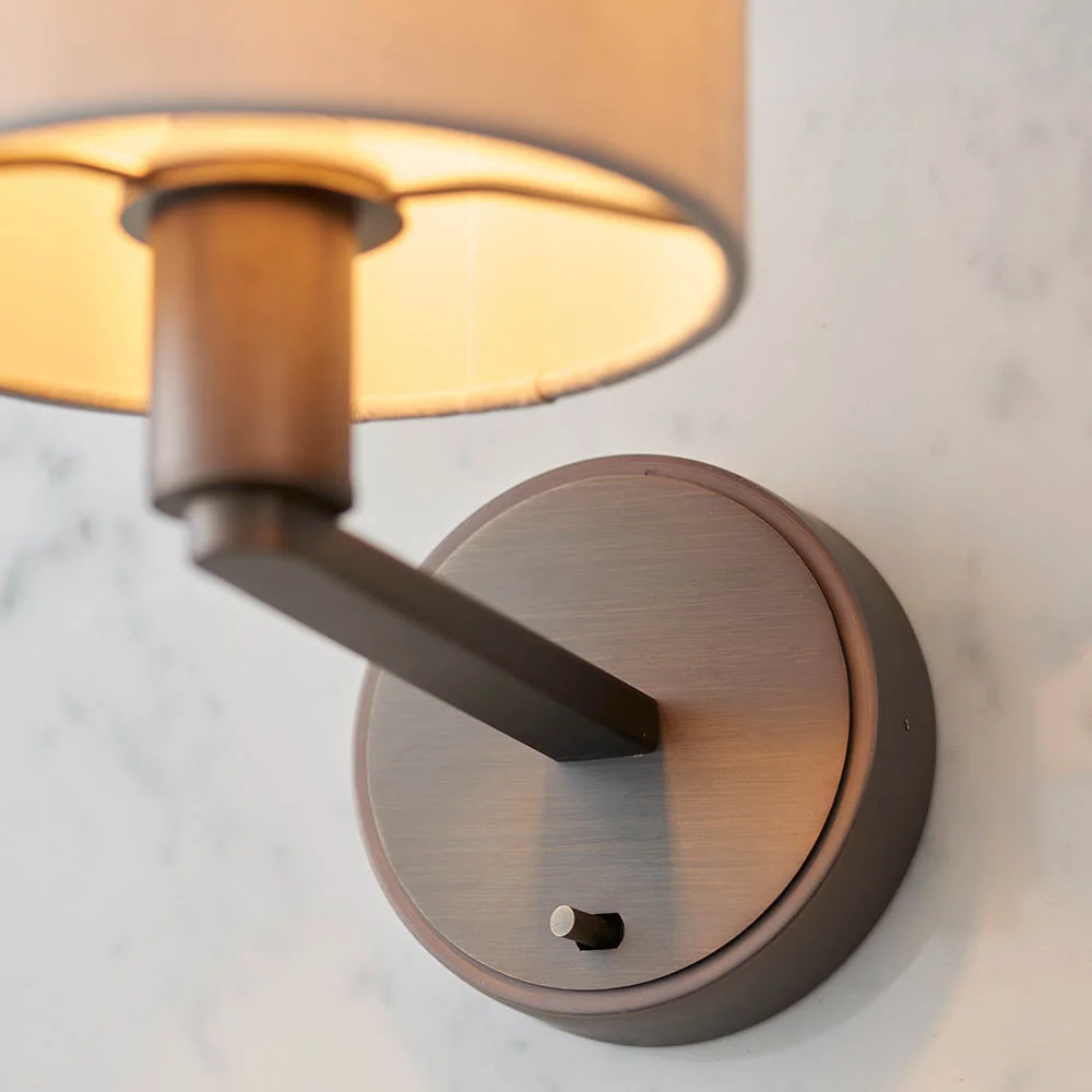 Daley Wall Light Antique Bronze – image 2
