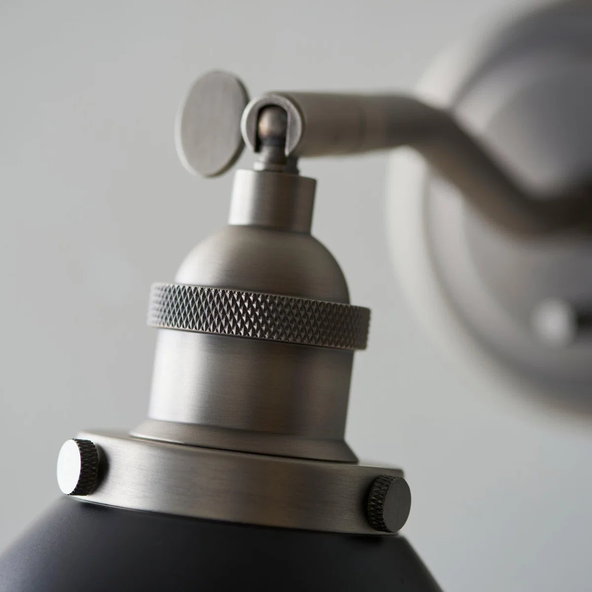 Franklin Pewter Adjustable Wall Light – image 2