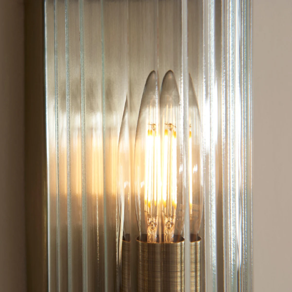 Ridgeton Single Wall Light Antique Brass – image 5