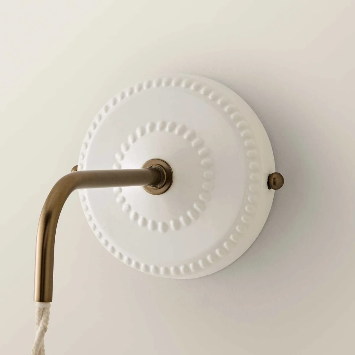 Burford Ceramic Ribbed Adjustable Wall Light - Cream – image 4