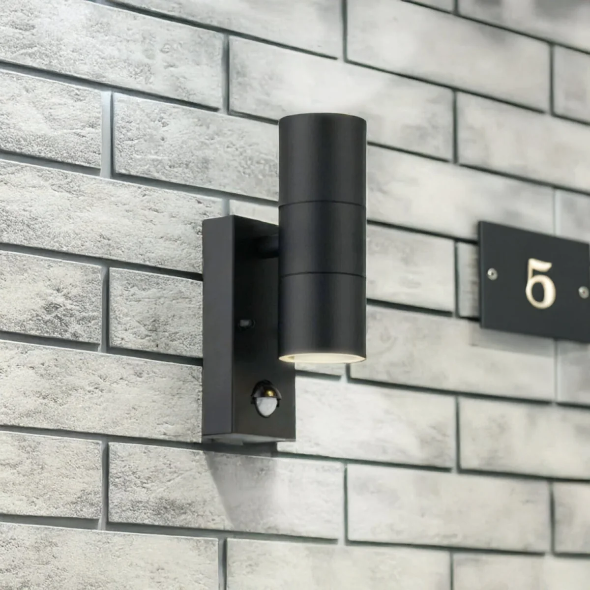 Blaze 2lt Outdoor Wall Washer Light - Black And Clear Glass – image 8
