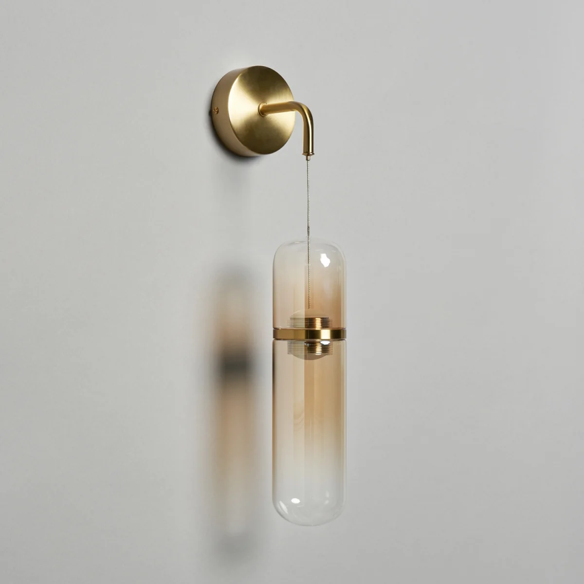 Visconte Bjorn LED Glass Wall Light - Satin Brass – image 4