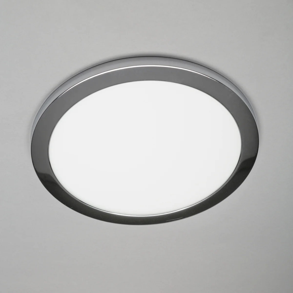 Darly LED 24 Watt Flush Ceiling or Wall Light - Chrome – image 3