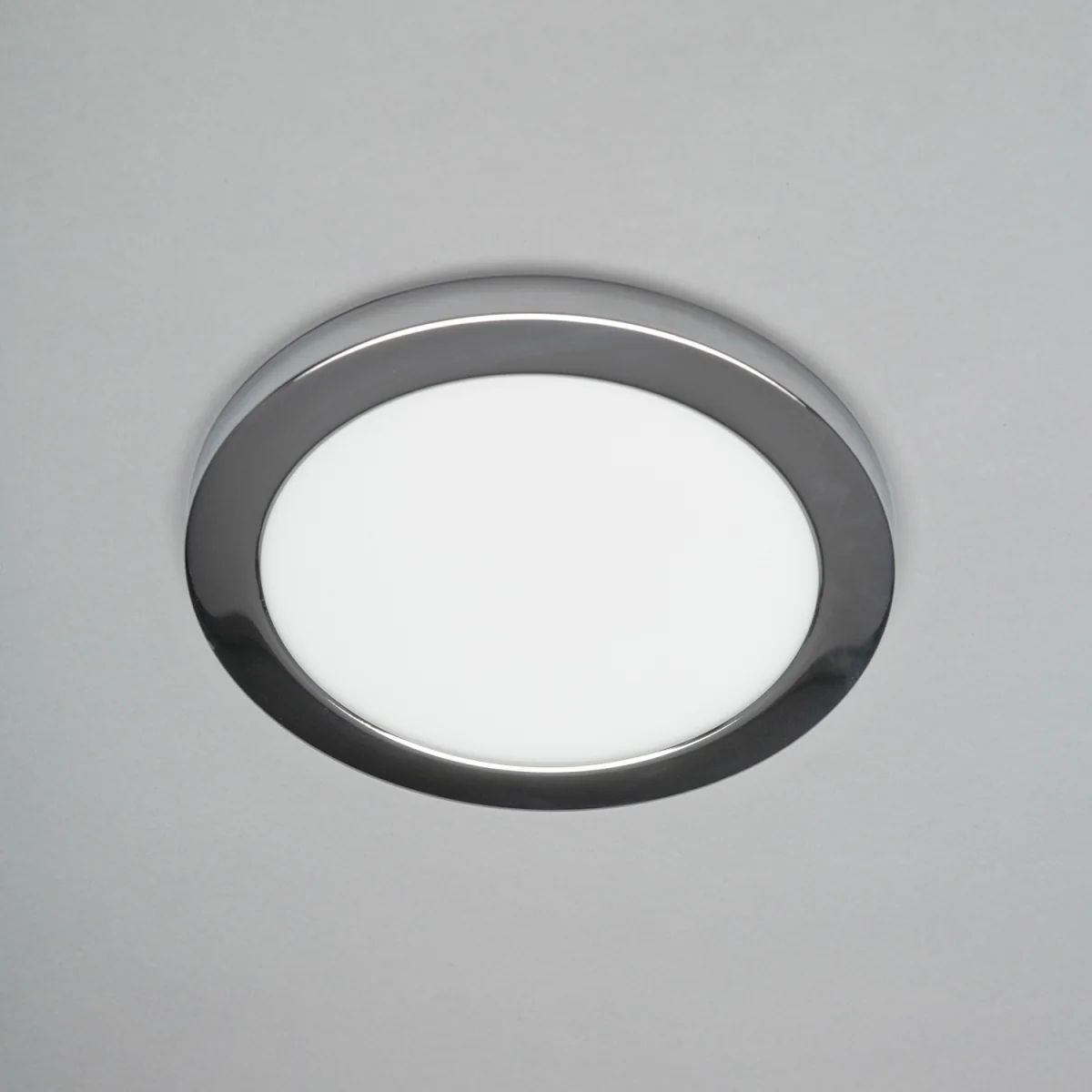 Darly LED 18 Watt Flush Ceiling or Wall Light - Chrome – image 3