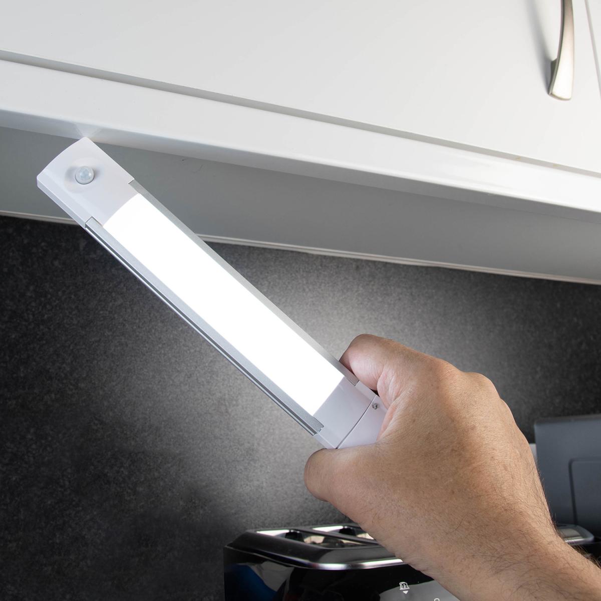 LED Cool White 28cm PIR Bar Light - White – image 3