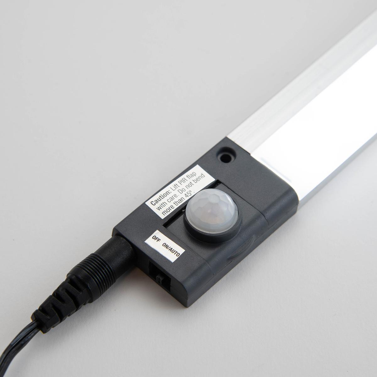 LED Cool White PIR Bar Light 34cm - White – image 4