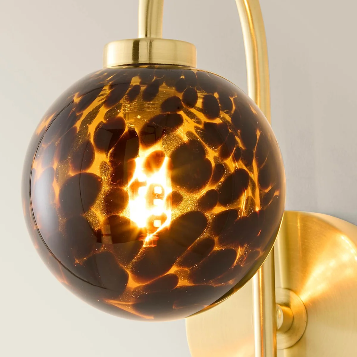 Chiara Brushed Gold Leopard Glass Globe Wall Light - Brushed Gold – image 6