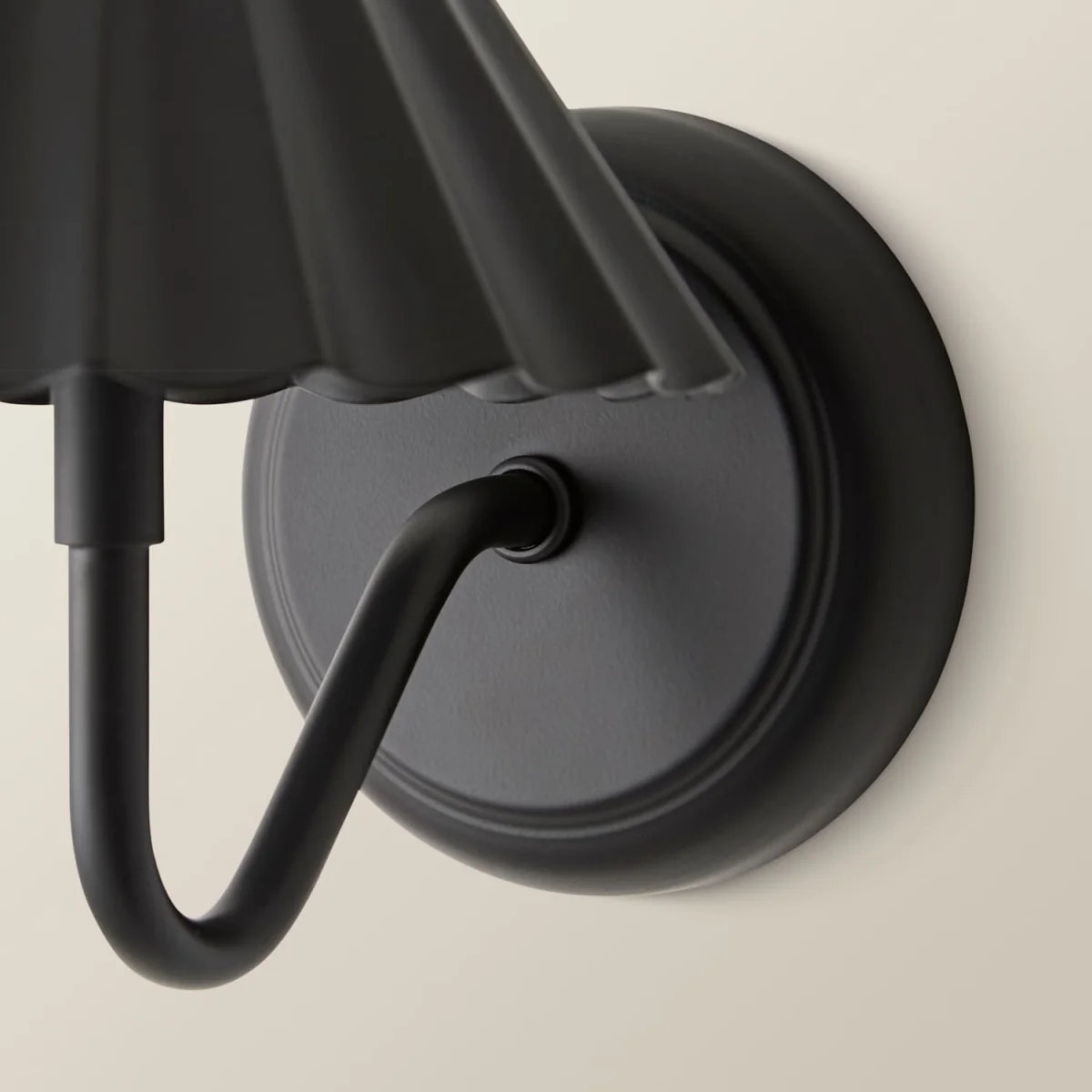 Avery Portable Rechargeable Wall Light - Black – image 5