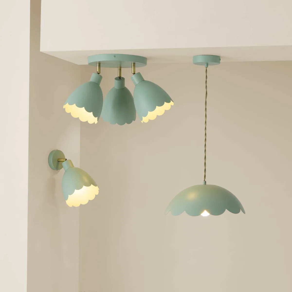 Millie Scallop Adjustable Wall Light - Sage Green / 0.35kg / Plastic – image 6