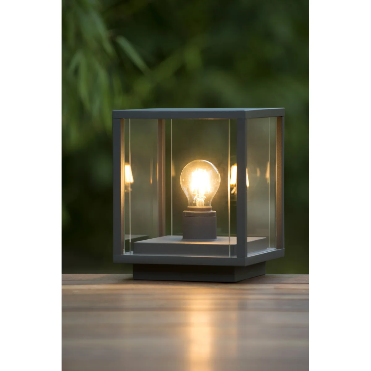 Claire Pedestal Light Black - Black – image 3