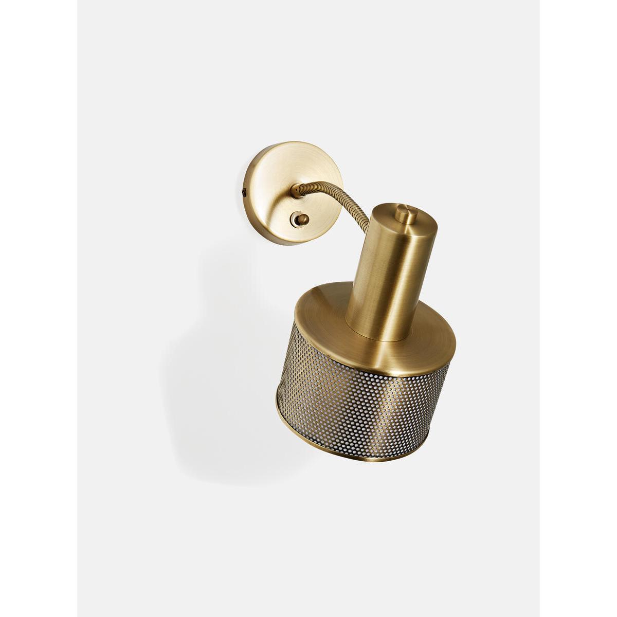 Tennant Wall Lamp – image 3