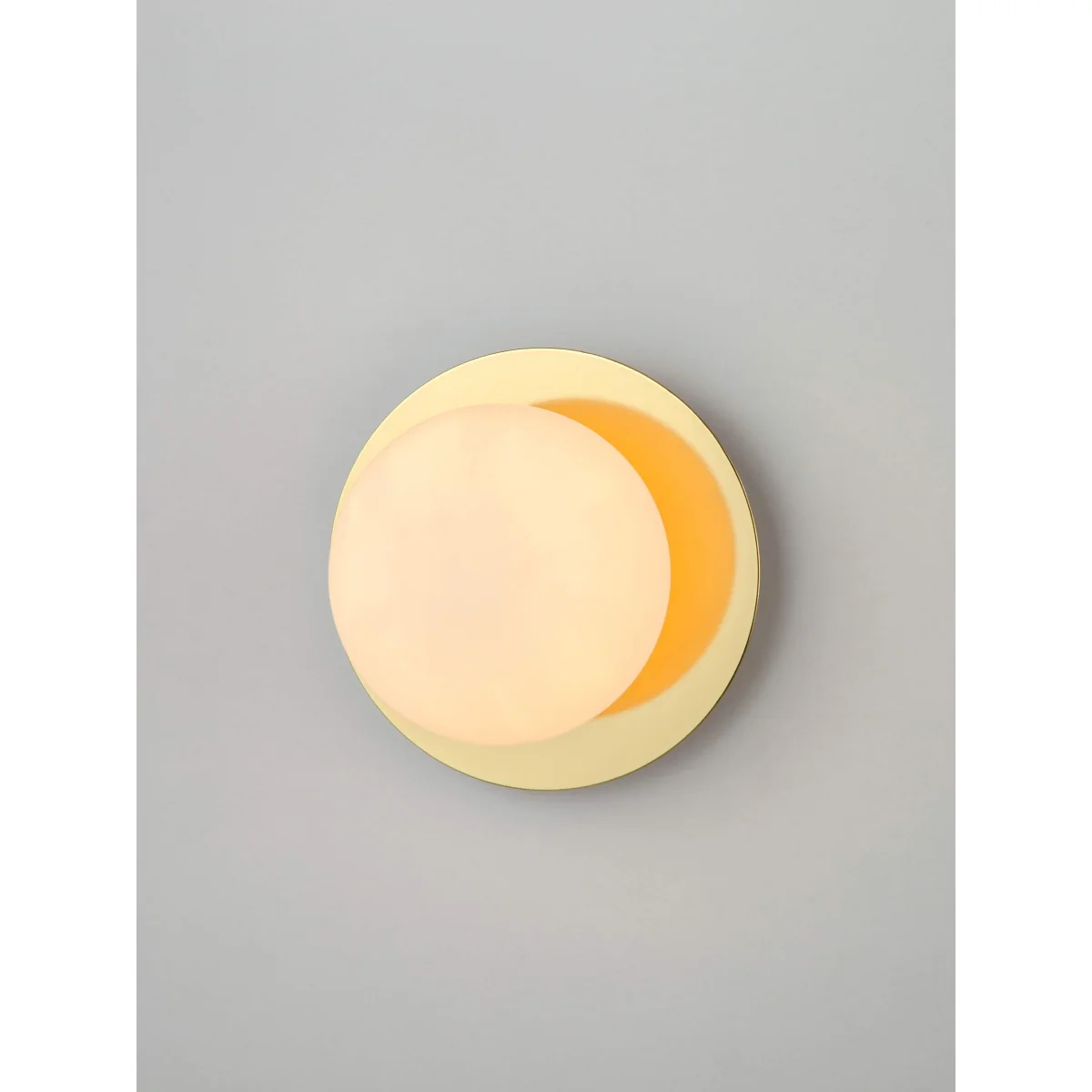 Dimmable Wall Lamp Opal – image 3