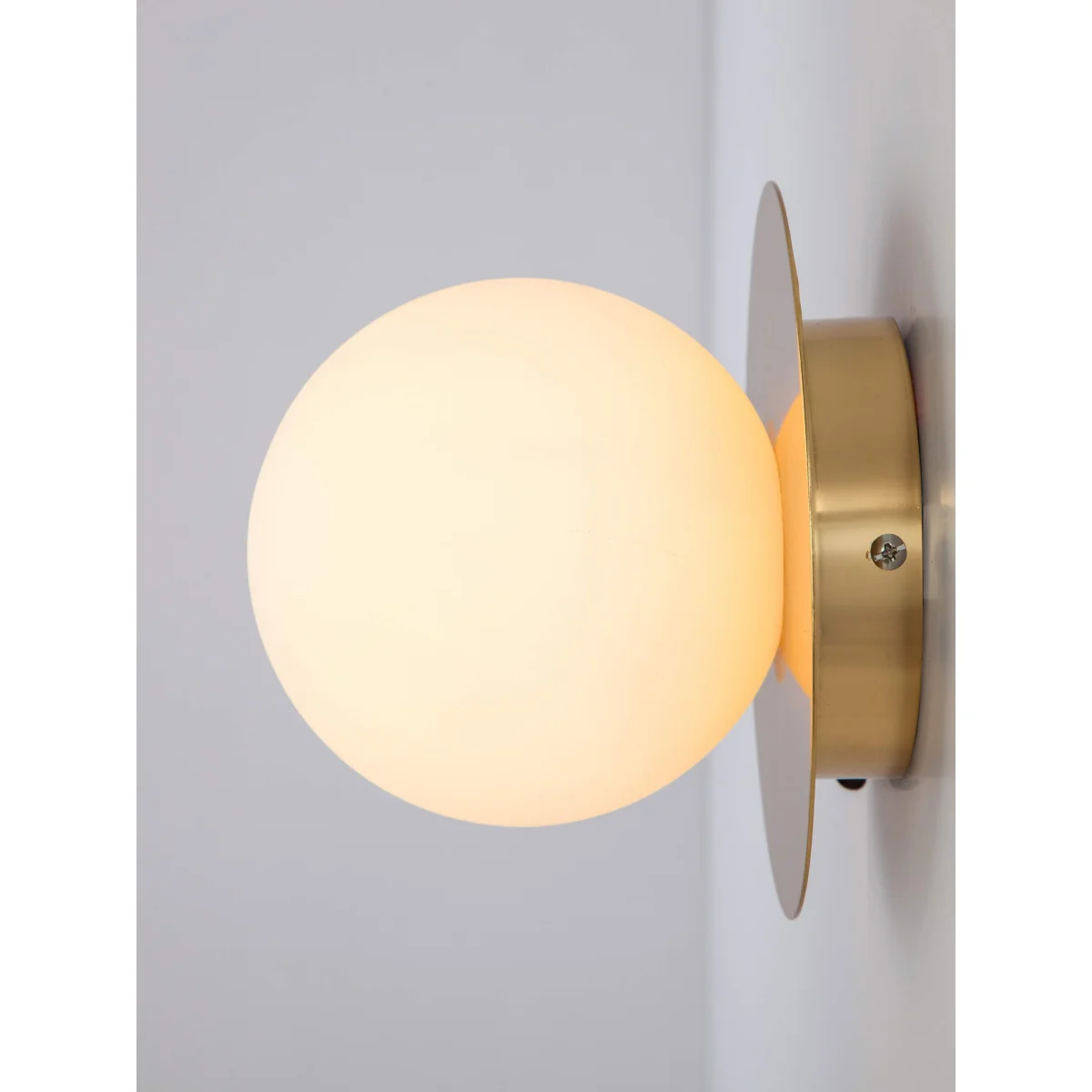 Dimmable Wall Lamp Opal – image 4