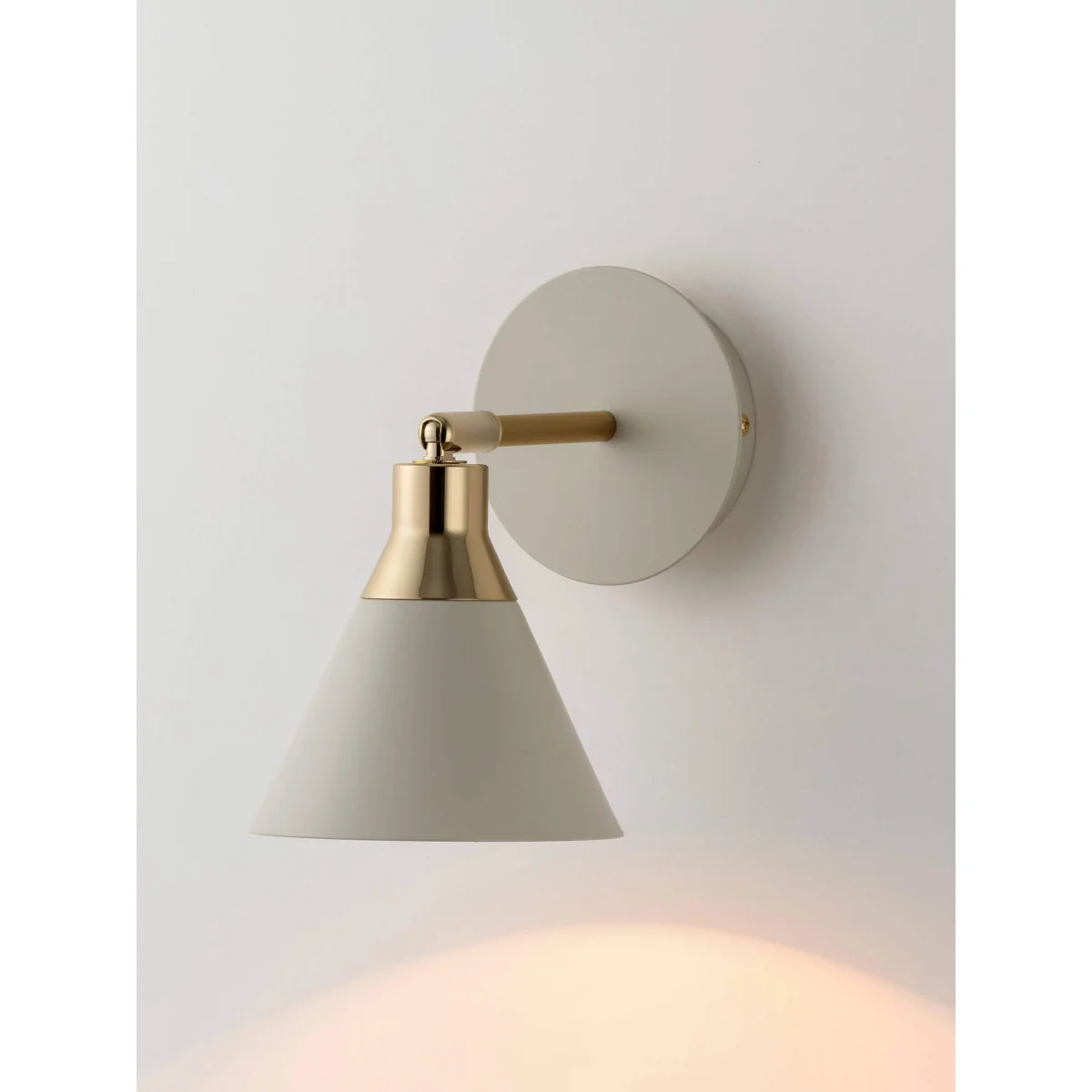 Wall Lamp Cone – image 2