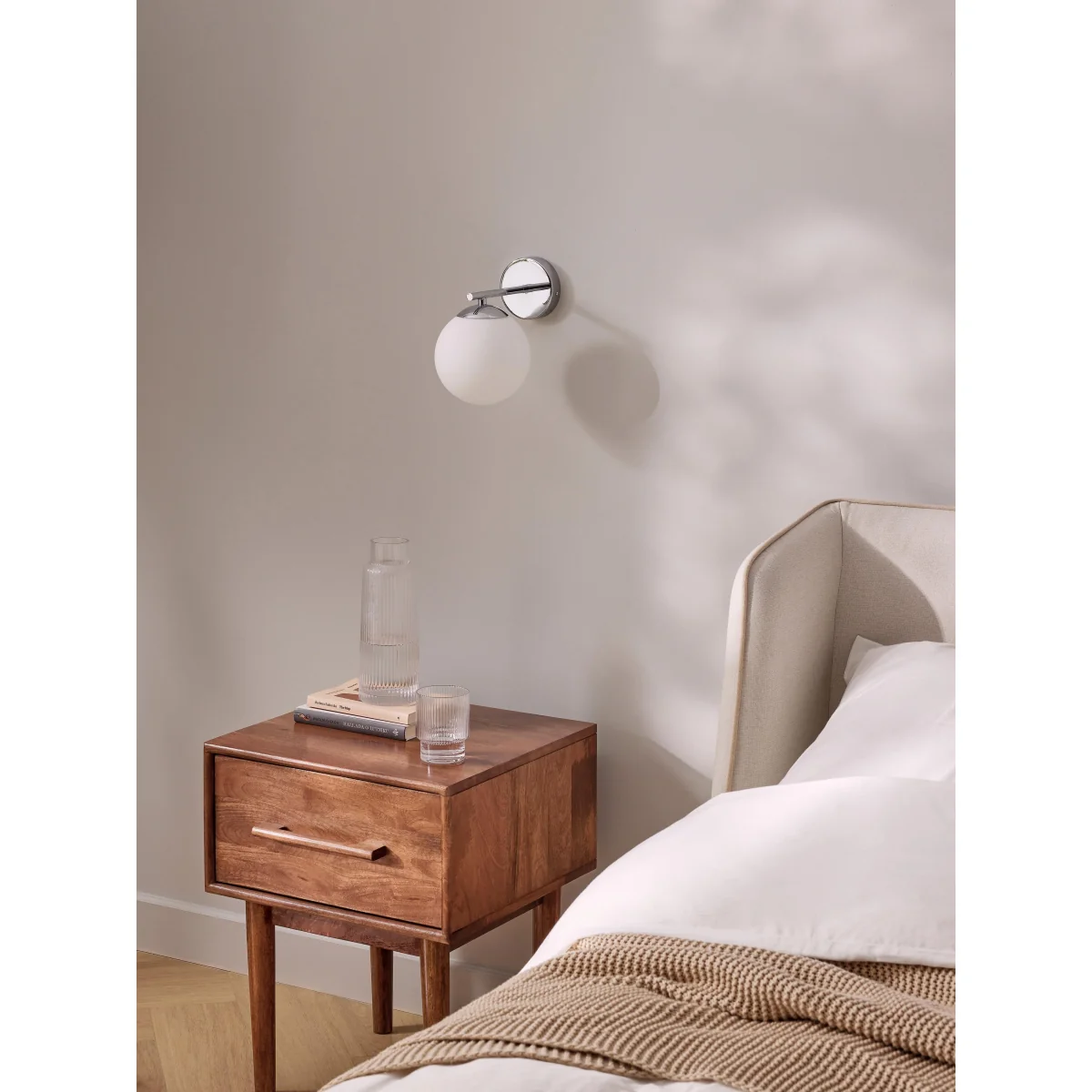 Opal Glass Wall Lamp Atlanta – image 6