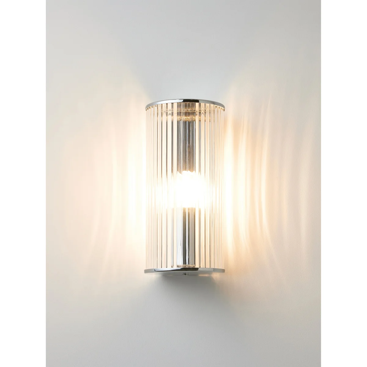 Wall Lamp with Ribbed Glass Emmi – image 3