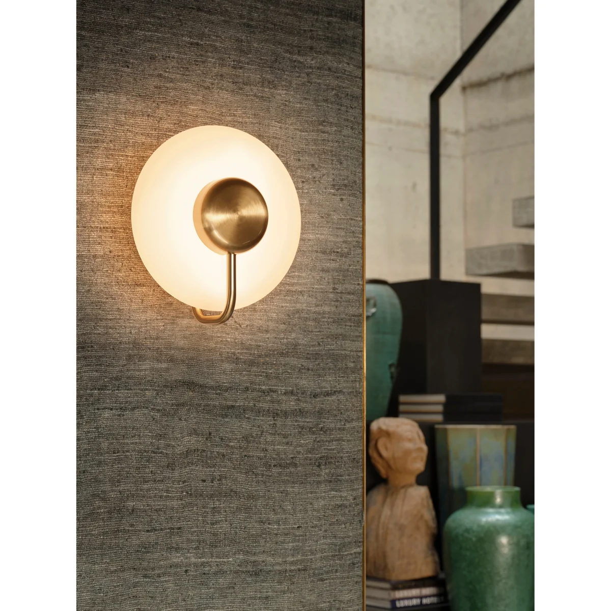 Dimmable LED Wall Lamp Tratto – image 2