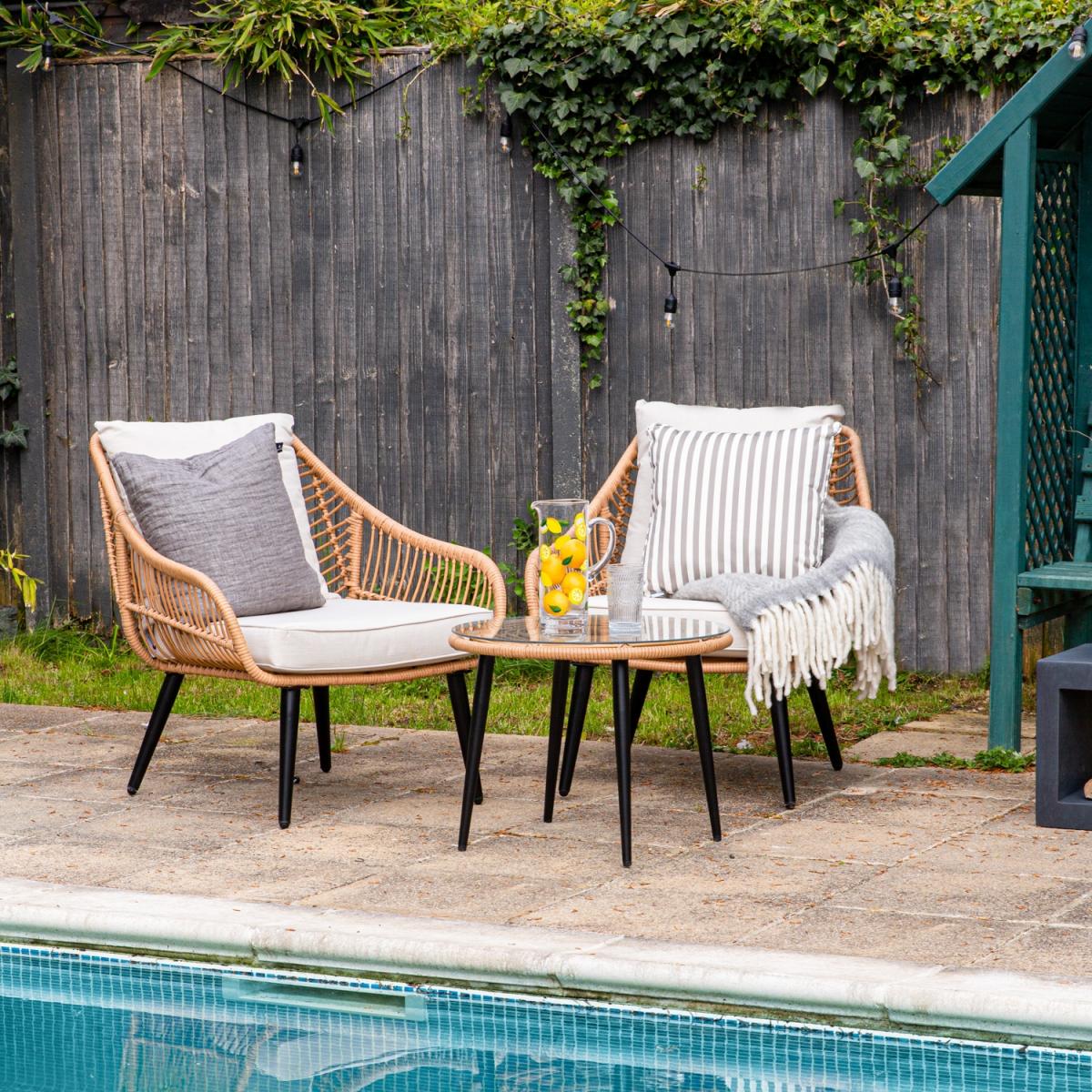 Cuckooland Hampstead Rattan Garden Bistro Set – image 4