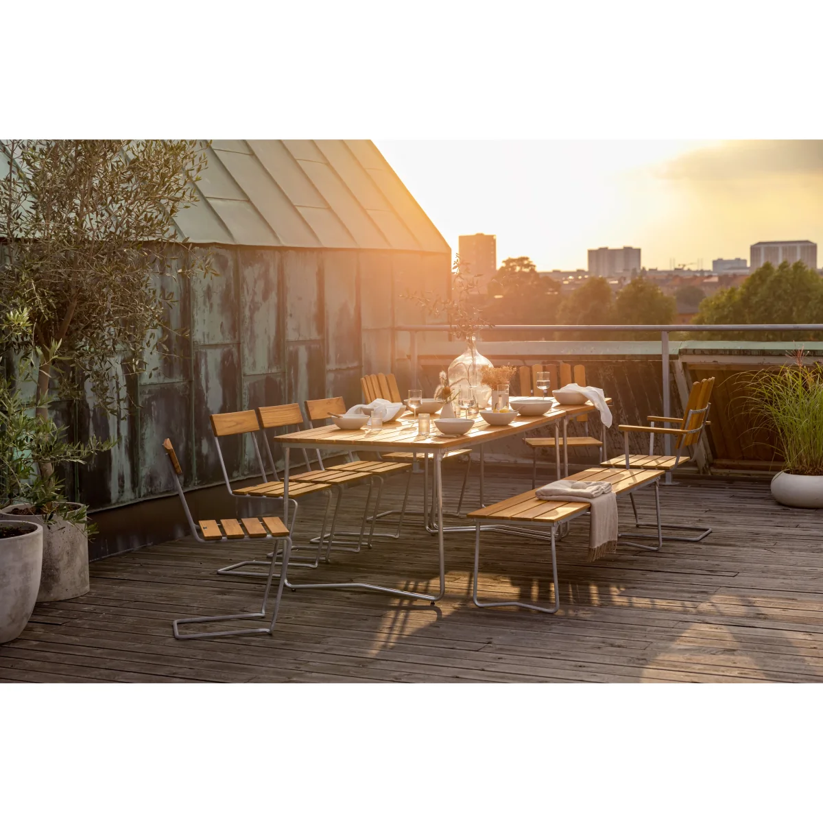 Grythyttan Stålmöbler Grythyttan dining set B25A + 2 pcs Chair 1 + Bench 8 oiled oak – image 3