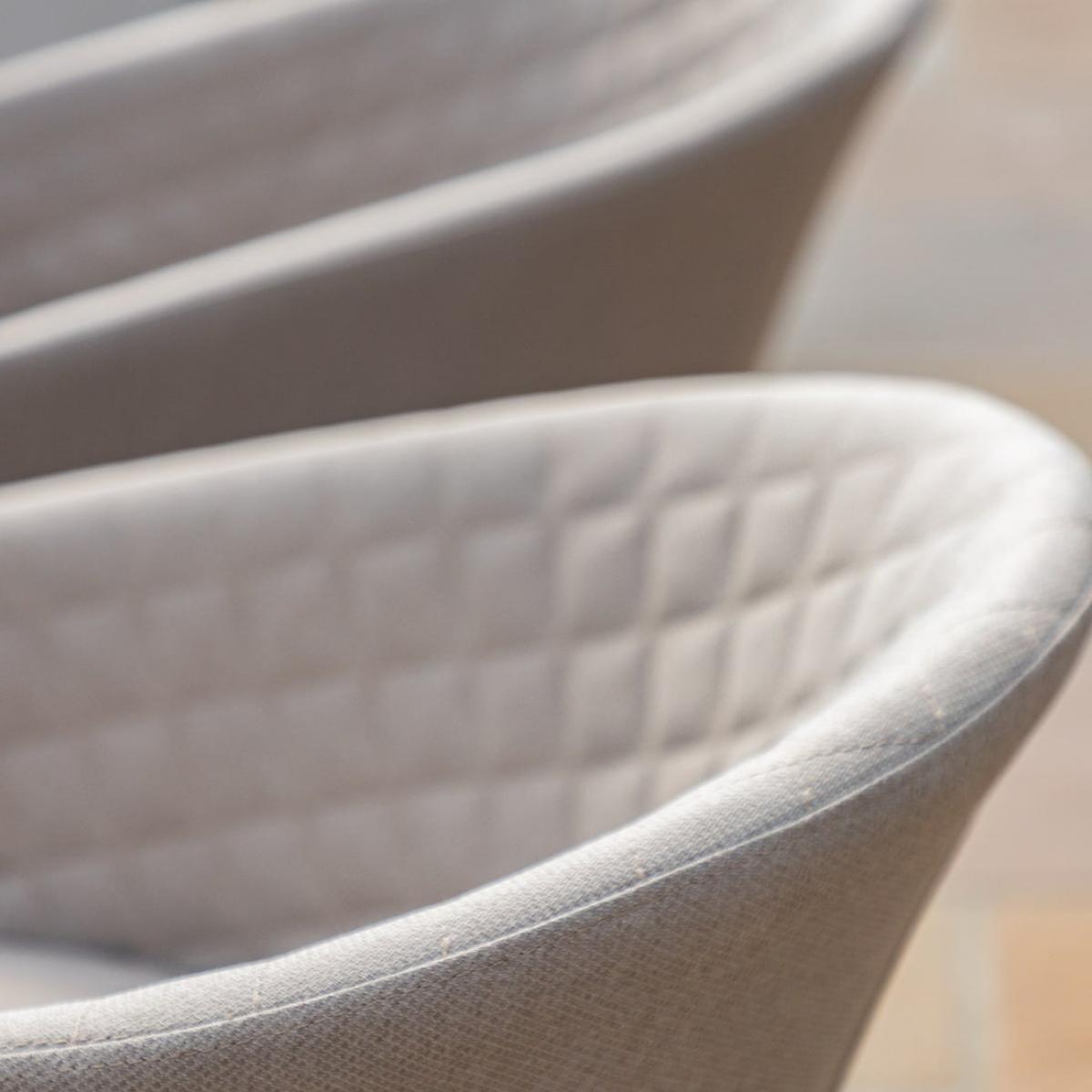 Maze Outdoor Ambition Oval Dining Set in Oatmeal / 8 Seater – image 12
