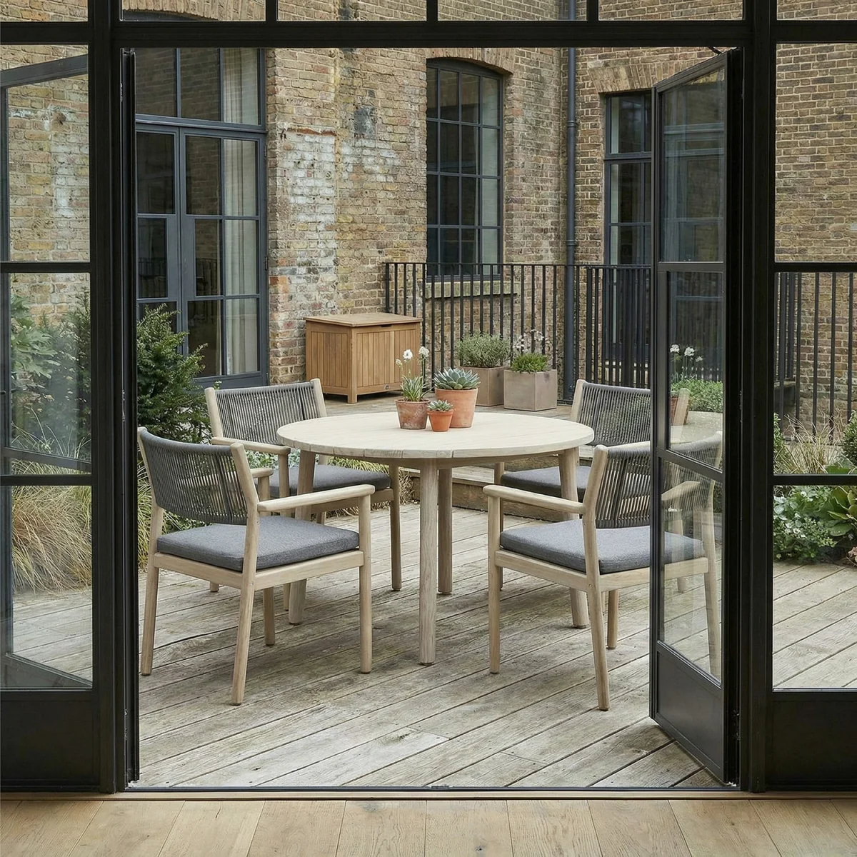 Bourton 4 Seat Garden Dining Set - Light Grey – image 7