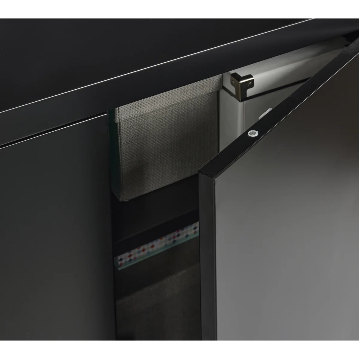 FC-A9W-V2-Black_900 - White – image 6