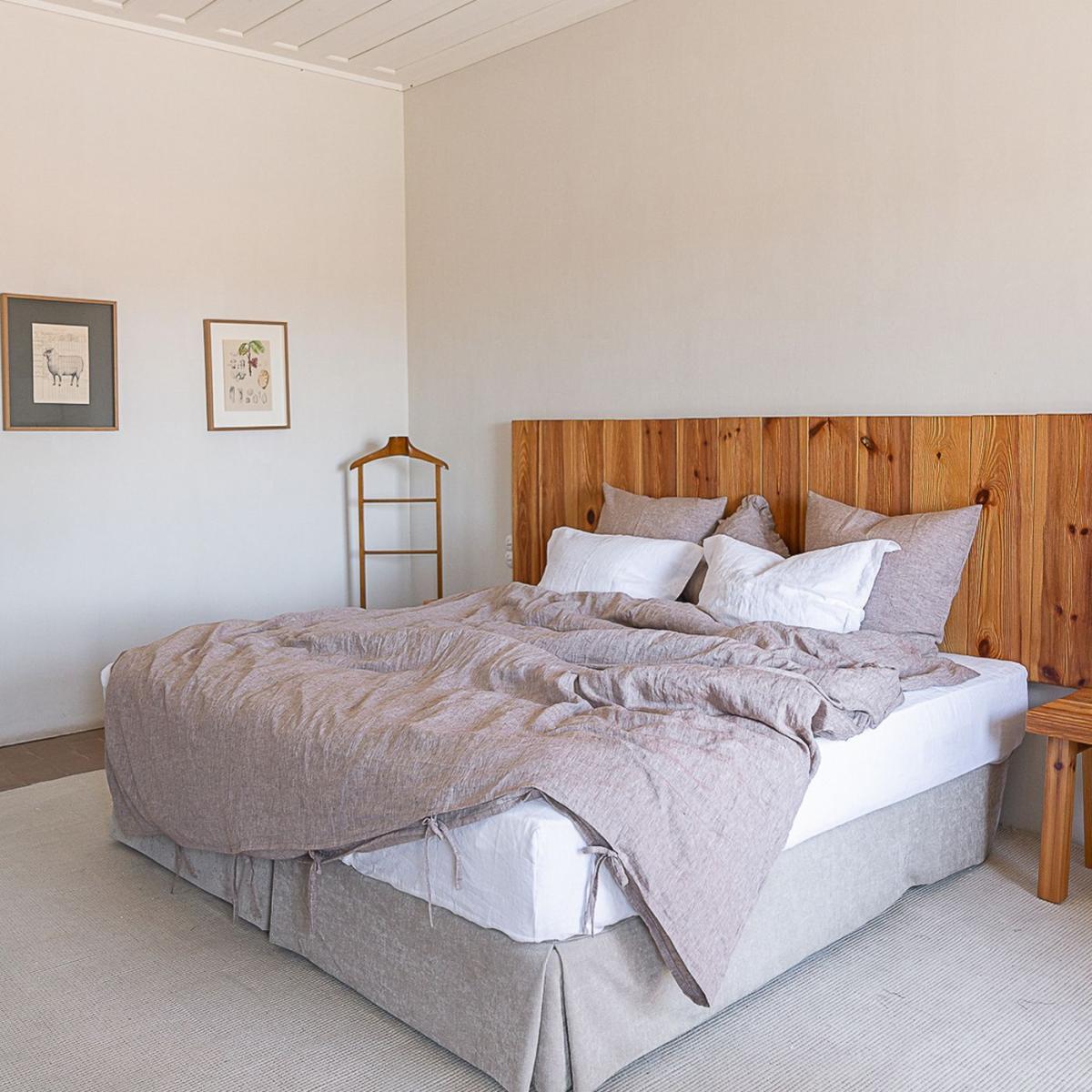 Teddy Tied Linen Duvet Cover Set – image 2