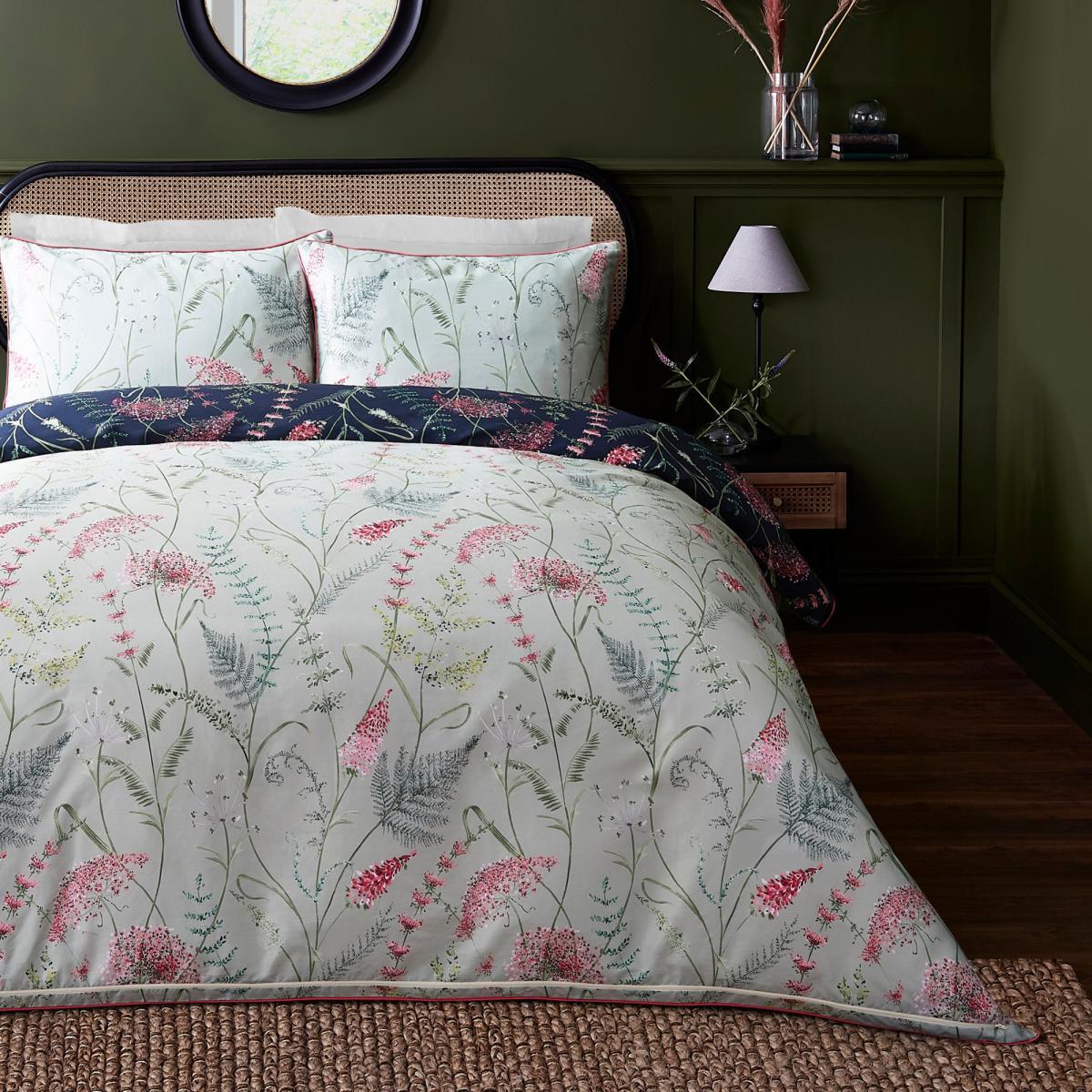 Dorma Winter Garden Navy 100% Cotton Reversible Duvet Cover and Pillowcase Set Navy (Blue) – image 3