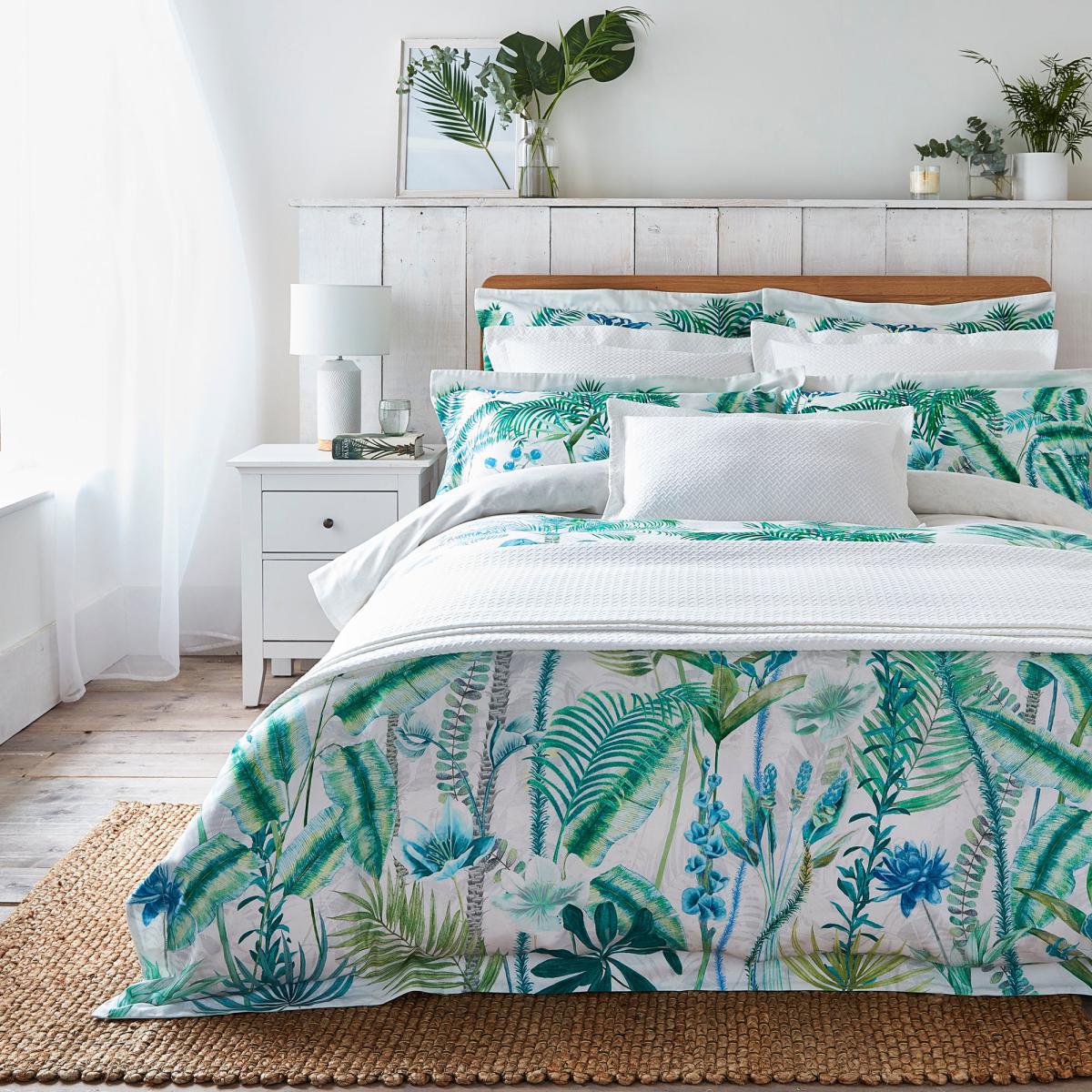 Dorma Mustique Green Reversible 100% Cotton Duvet Cover and Pillowcase Set Light Green – image 2