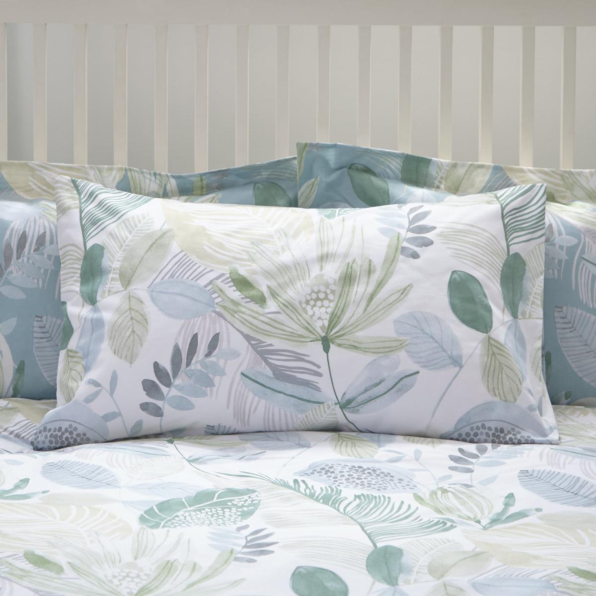 Ashleigh Green Reversible Duvet Cover and Pillowcase Set Green – image 3