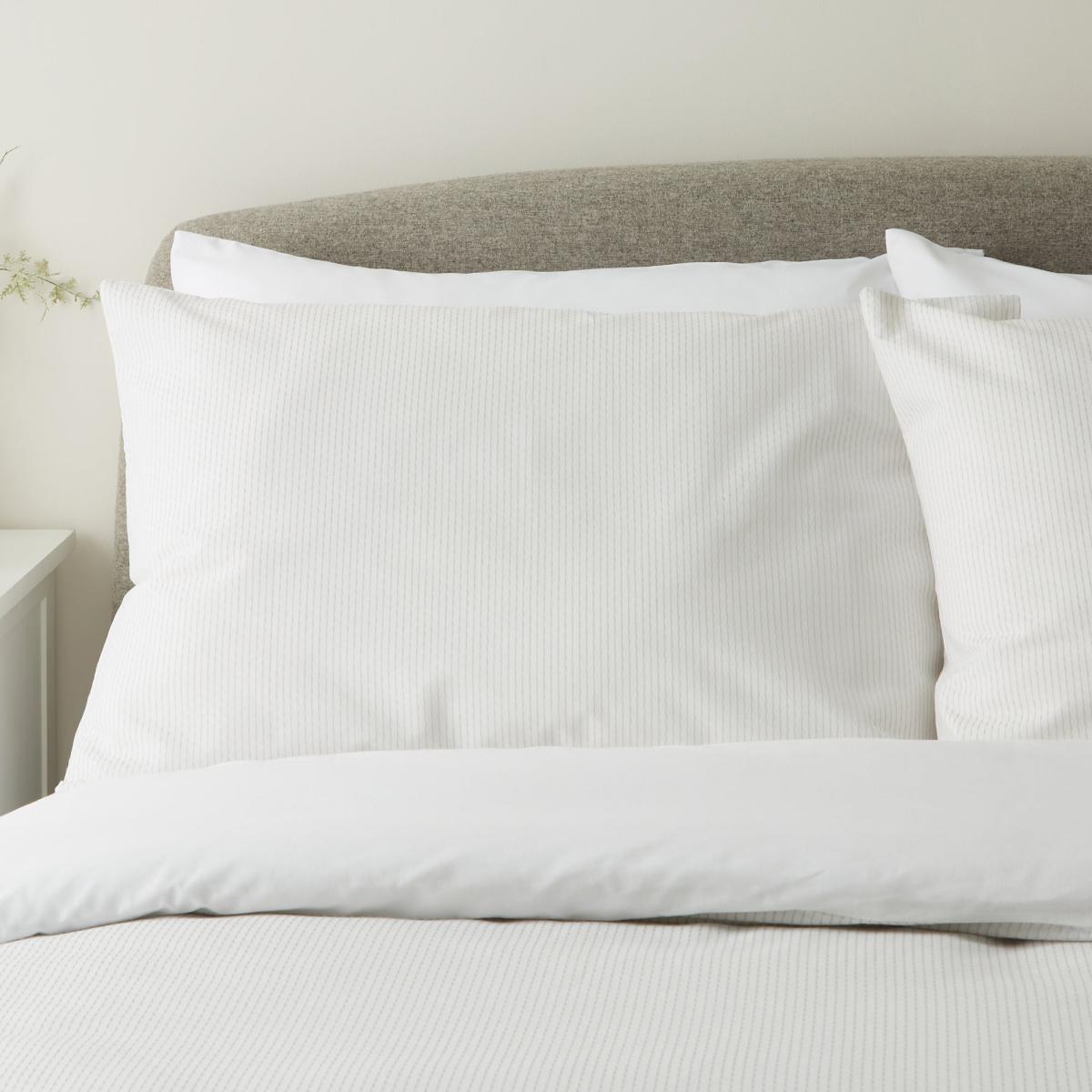 Wilber White 100% Cotton Duvet Cover and Pillowcase Set White – image 2