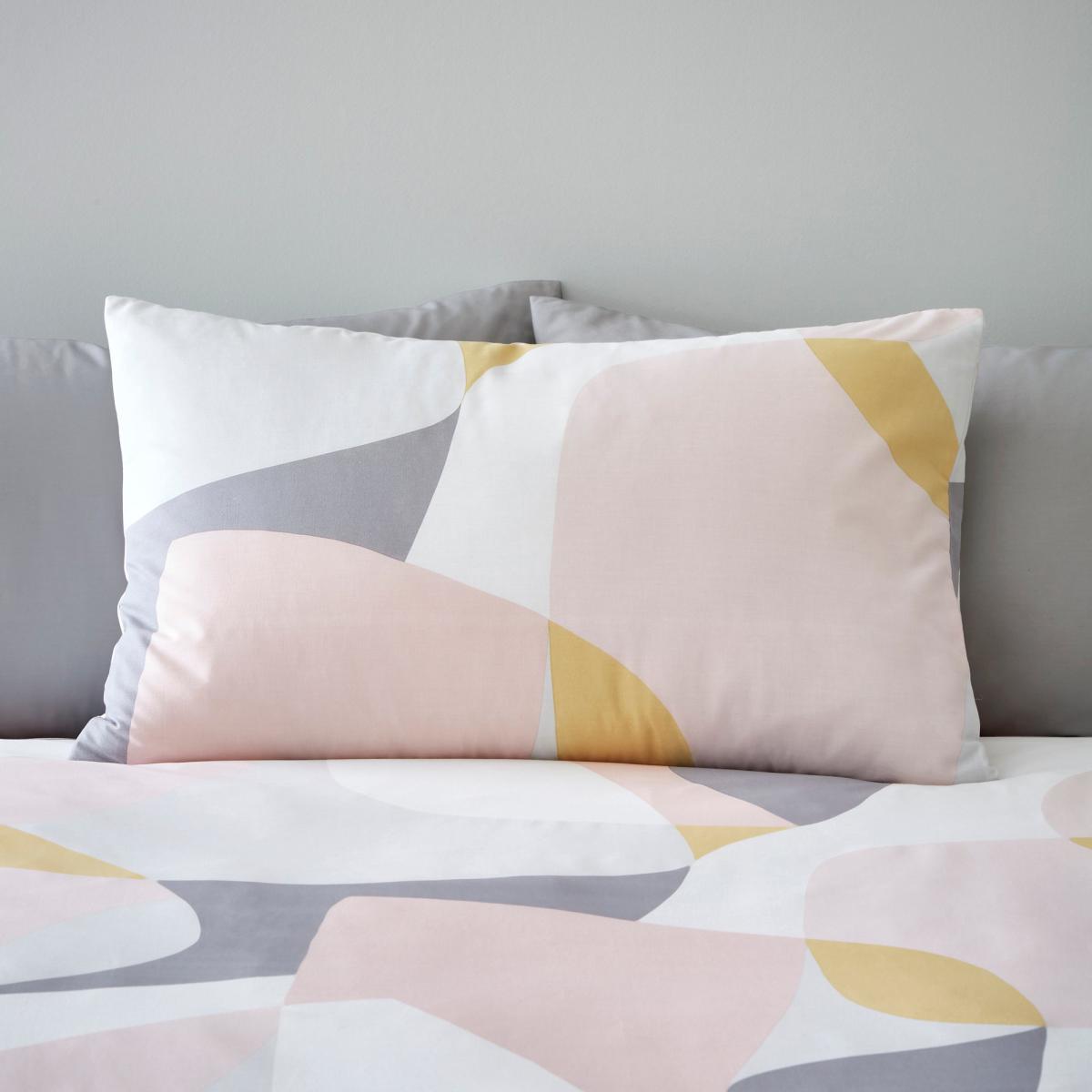 Elements Paco Blush Reversible Duvet Cover and Pillowcase Set Blush (Pink) – image 4
