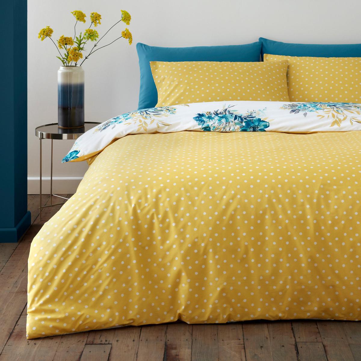 Emmeline Floral Reversible Duvet Cover and Pillowcase Set Light Blue – image 2