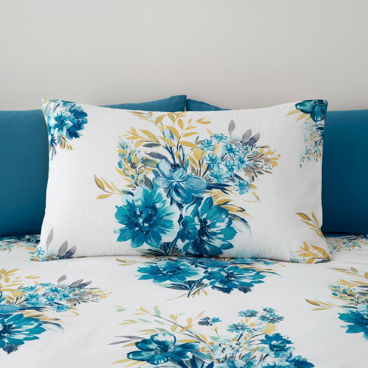 Emmeline Floral Reversible Duvet Cover and Pillowcase Set Light Blue – image 4