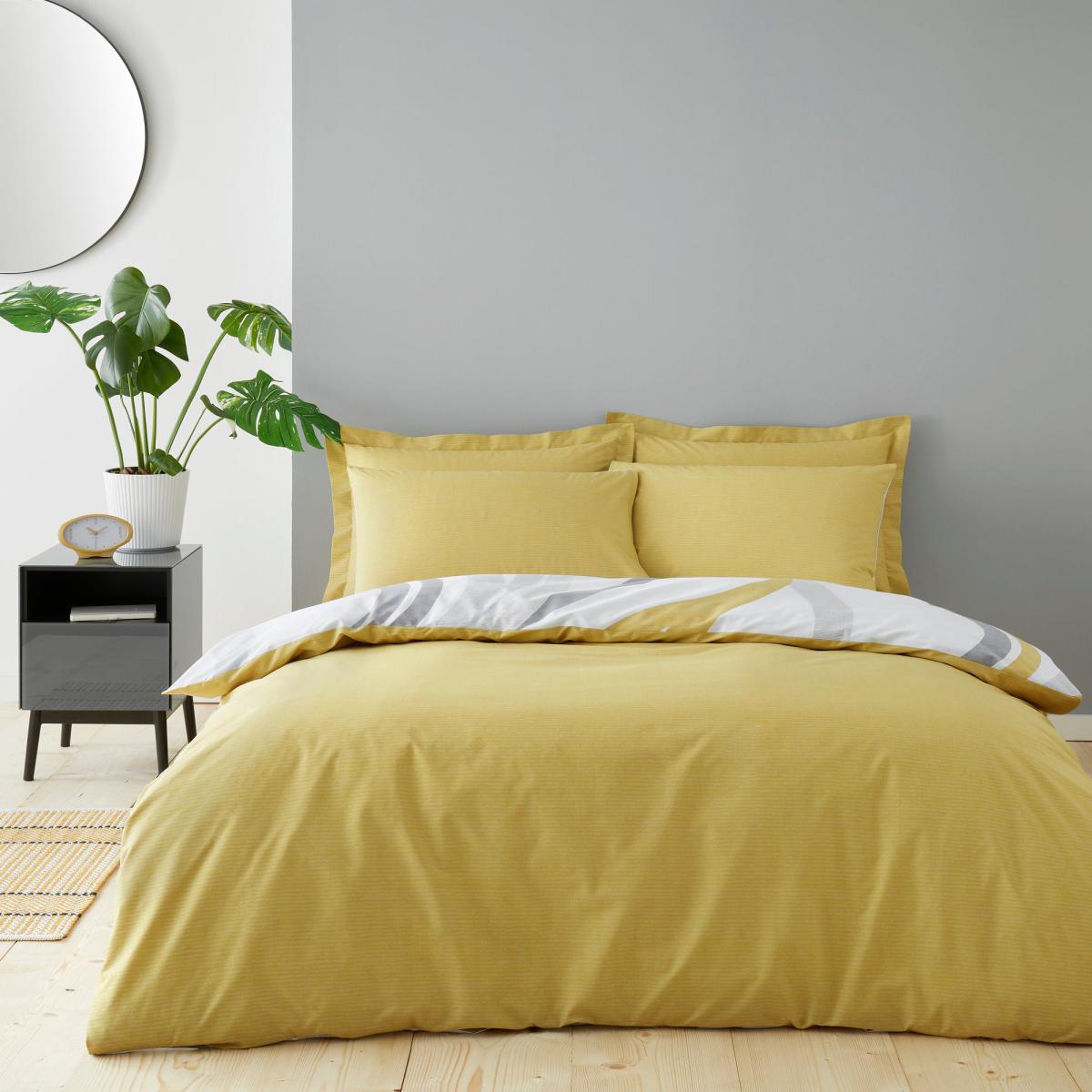 Mirage Ochre Reversible Duvet Cover and Pillowcase Set Ochre (Yellow) – image 2