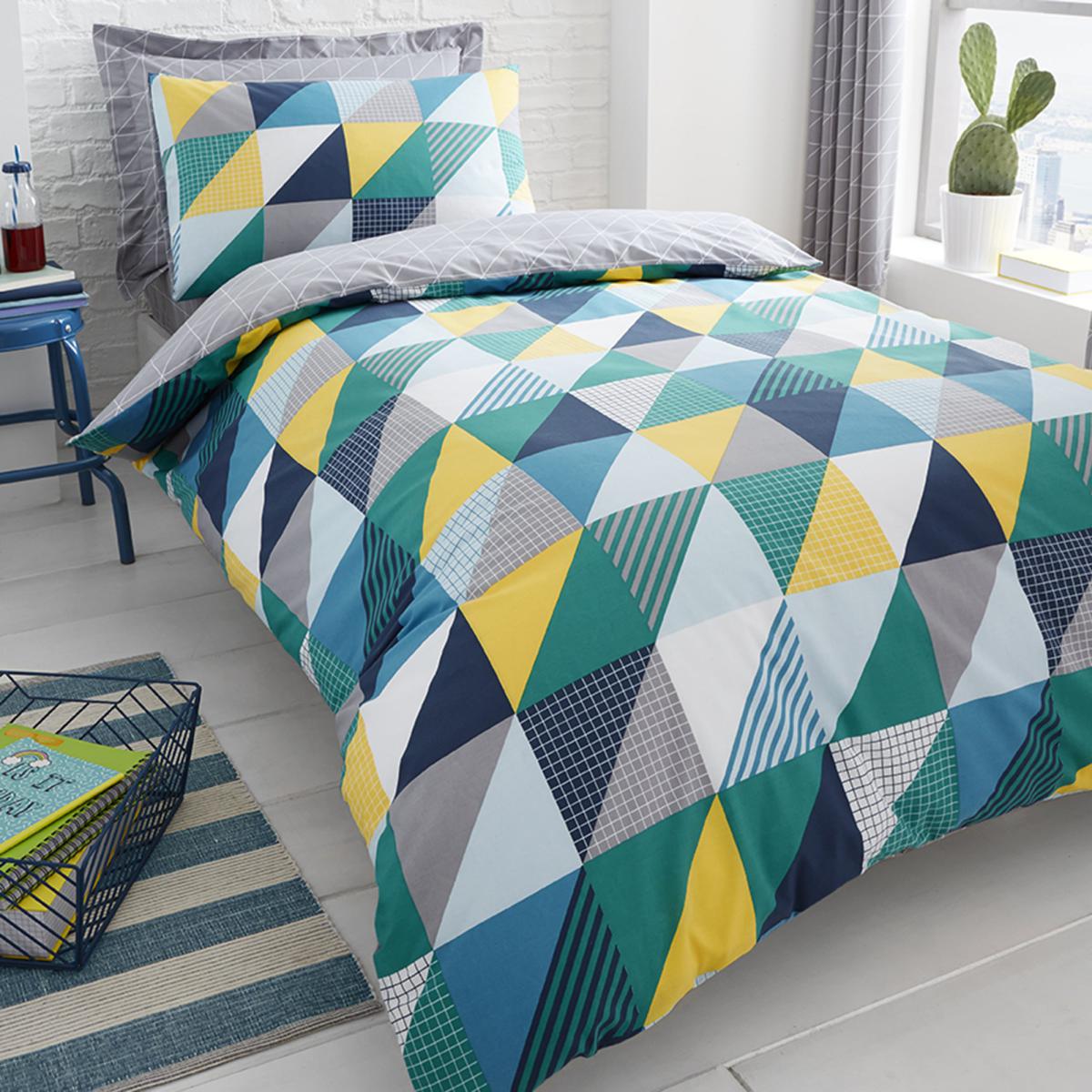 Geo Green 2 Pack Duvet Cover and Pillowcase Set Green / Grey – image 3