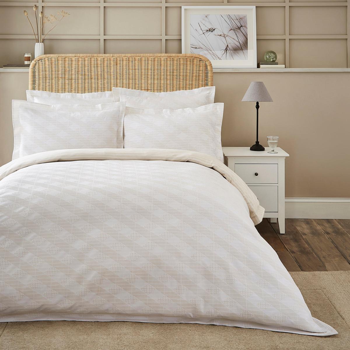 Dorma Pensthorpe Jacquard Waffle Natural 100% Cotton Duvet Cover and Pillowcase Set White – image 5