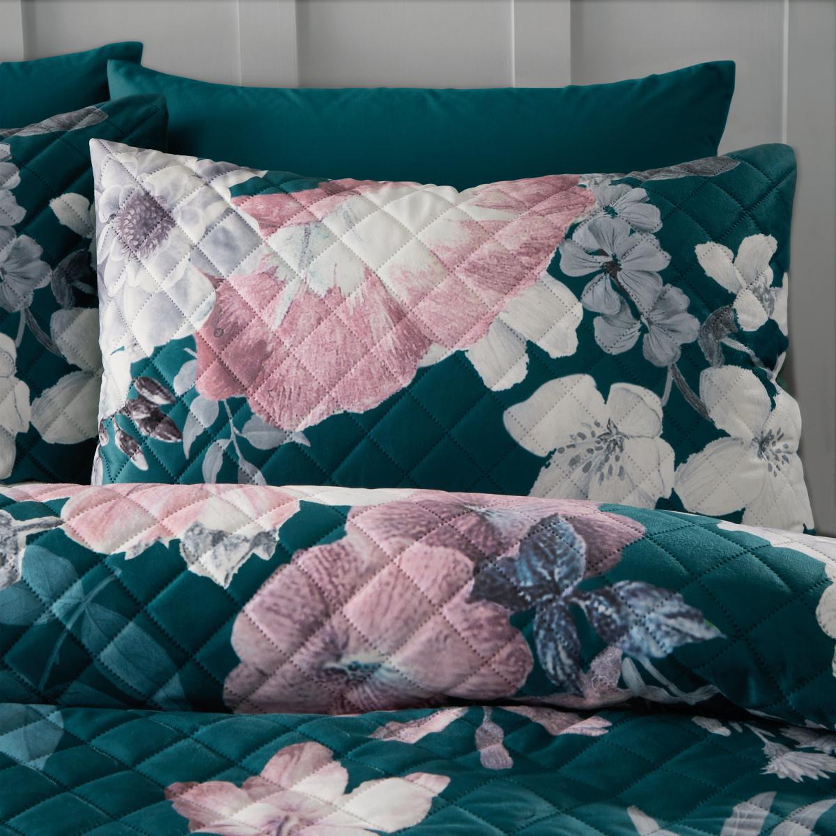 Catherine Lansfield Shrewsbury Velvet Pinsonic Teal Duvet Cover and Pillowcase Set Teal (Blue) – image 2