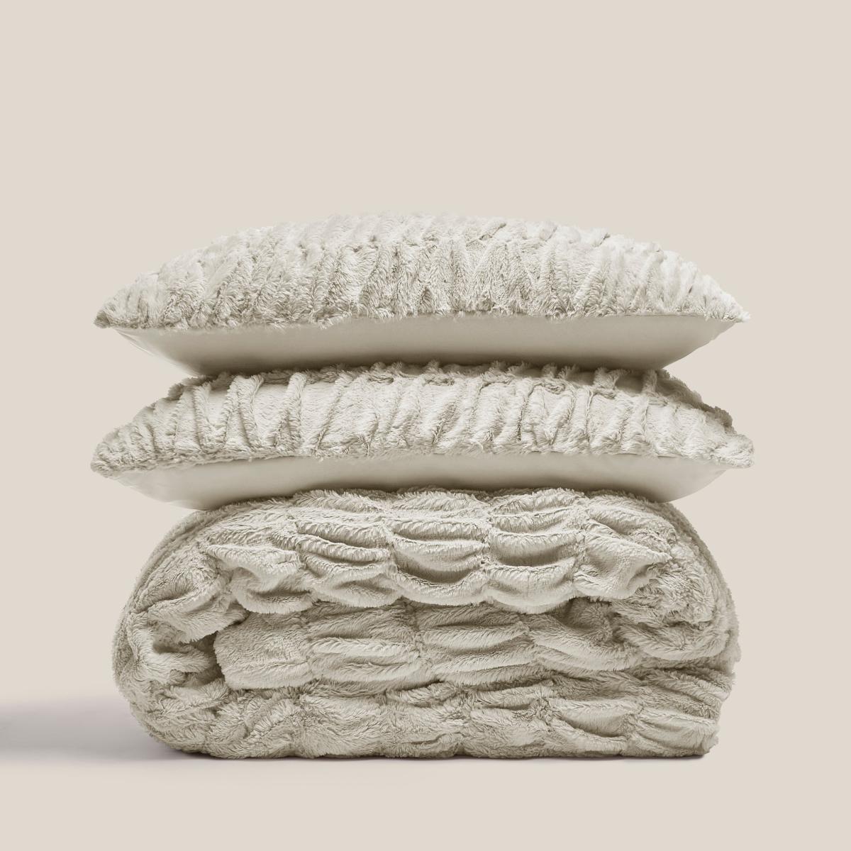 Cream Faux Fur Seersucker Duvet Cover and Pillowcase Set Cream – image 4
